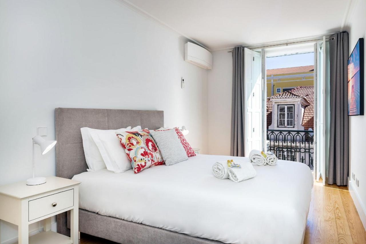 Amazing 1Bdr Apartment In Chiado By Lovelystay Lisboa المظهر الخارجي الصورة