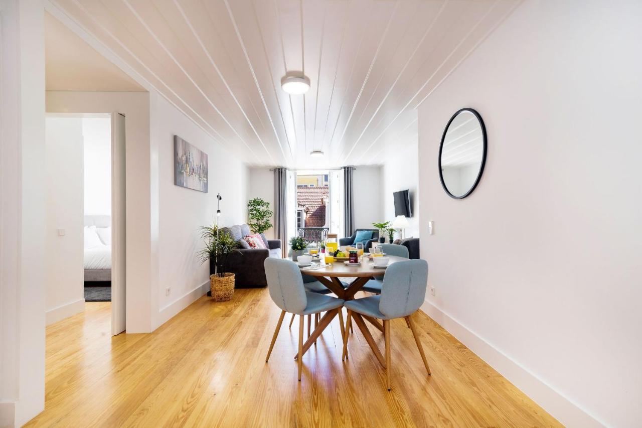 Amazing 1Bdr Apartment In Chiado By Lovelystay Lisboa المظهر الخارجي الصورة
